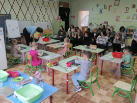 опытно-экспериментальная деятельность в младшей группе опытно-экспериментальная деятельность в младшей группе.