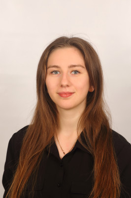 Воспитатель Яхина Алина Маратовна Воспитатель Яхина Алина Маратовна